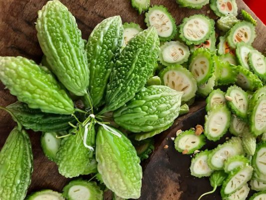 khổ qua trong sữa tắm